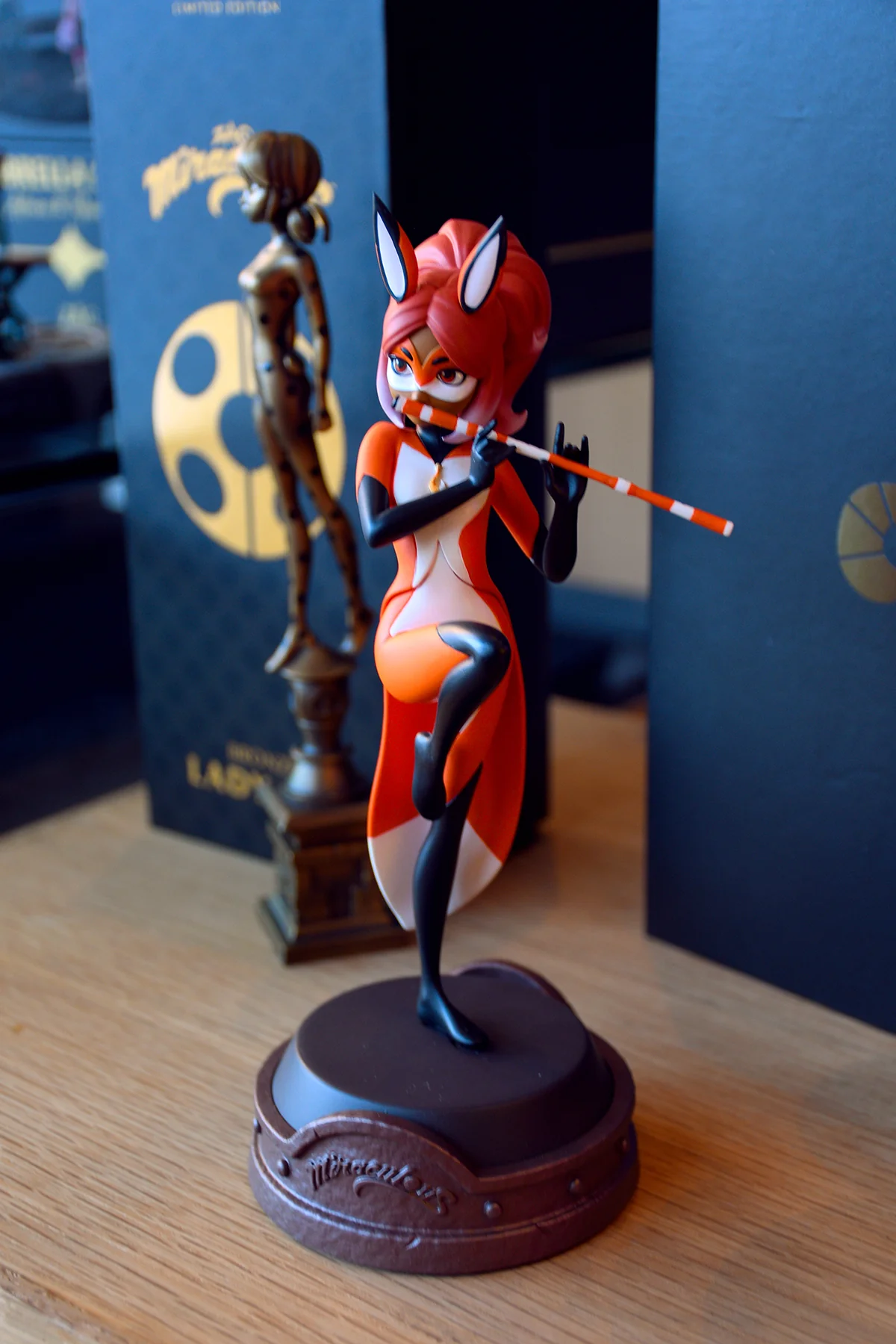 Rena Rouge – Premium Resin Art Figure - Image 8